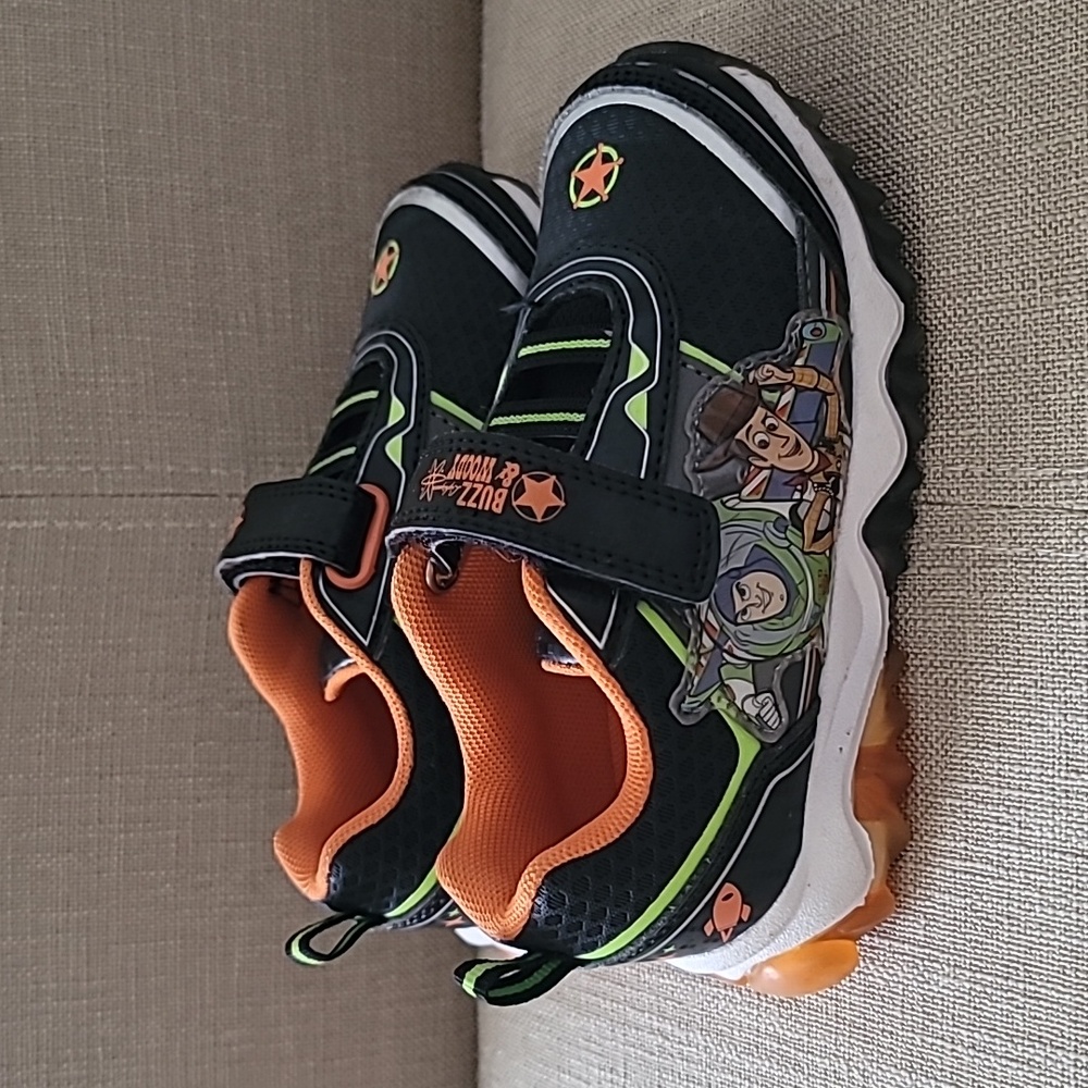 Disney Pixar Toy Story Toddler Light up Sneakers Size 10
